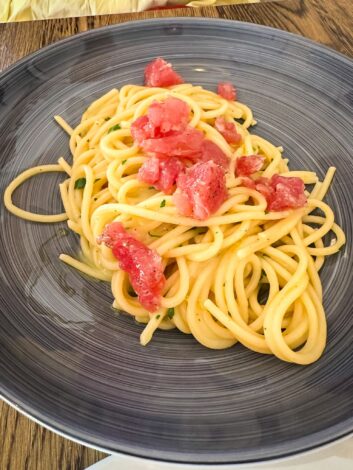 Spaghetti al tartare di tonno – tuunikalatartariga pasta. Tuunatartar oli vaimustav!
