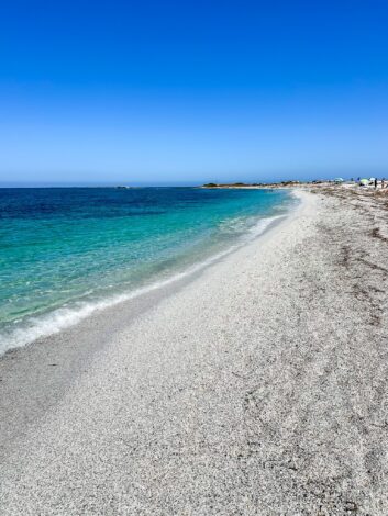 Spiaggia di Mari Ermi - liiv nagu riisiterad...