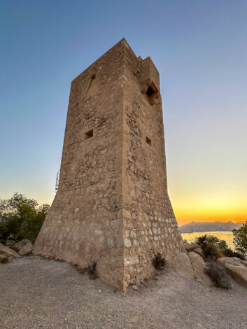 Torre d'Aguiló - üks viiest rannikukaitsetornist