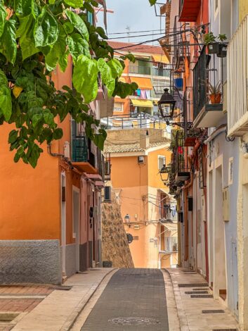 Ja veel võrguparandustänavat - Vila de Joiosa